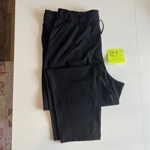 Lululemon Black Stretch High-Rise Pant, Size 18